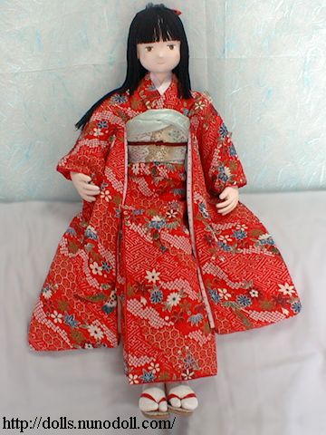 Red chirimen Kimono