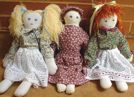 3 dolls